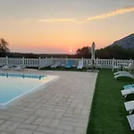Borgo Rurale Cares 3*