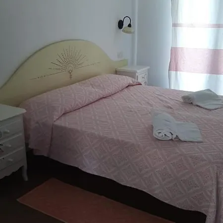 Borgo Rurale Cares Farm stay *