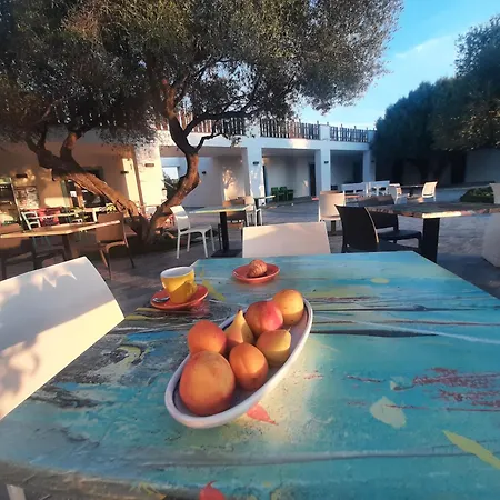 Borgo Rurale Cares Vakantieboerderij *