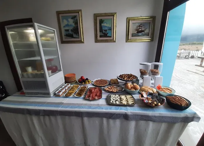 Borgo Rurale Cares Отель Доргали